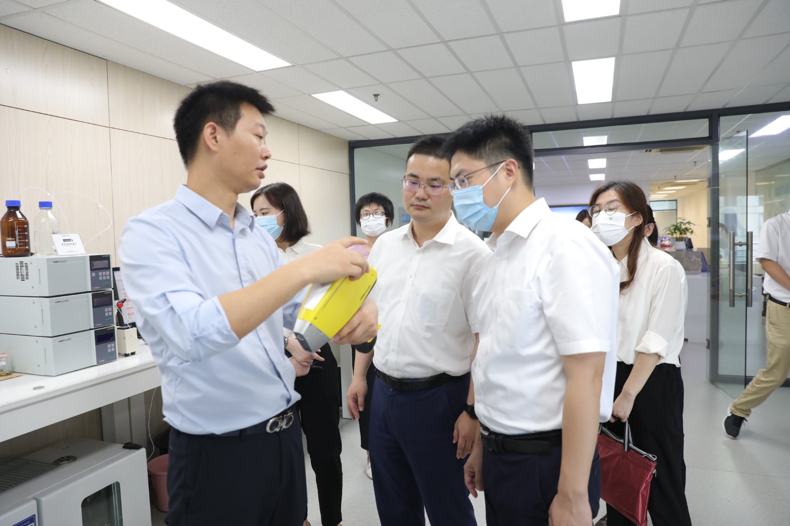 團市委領導蒞臨我司調研非公企業團建工作(圖1)